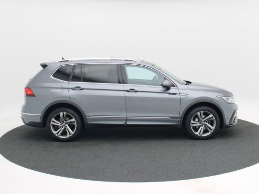 Volkswagen Tiguan Allspace 1.5 TSi 150 Pk Automaat R-Line Business+ 7 Pers | Panorama Dak | Stoel/Stuur Verwarming | Camera ... ActivLease financial lease