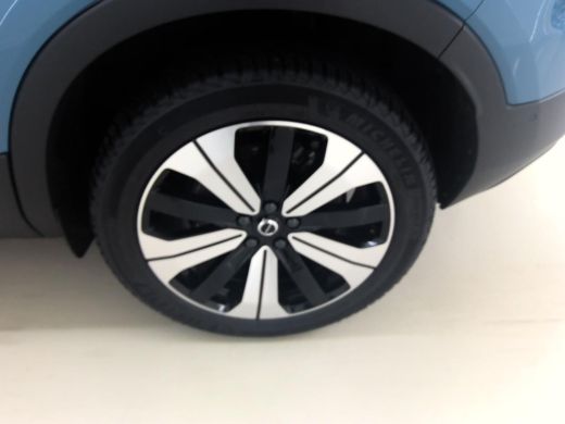 Volvo  C40 Recharge Twin Intro Edition 78 kWh | Trekhaak | PDC V+A en 360 Camera | Elektrische achterklep | ... ActivLease financial lease