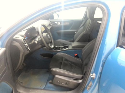 Volvo  C40 Recharge Twin Intro Edition 78 kWh | Trekhaak | PDC V+A en 360 Camera | Elektrische achterklep | ... ActivLease financial lease