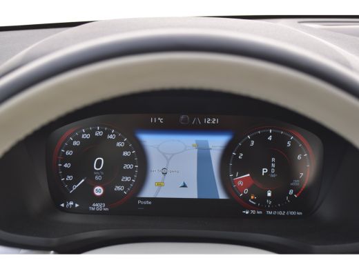 Volvo  V60 2.0 B3 Core | Uniek! | Leder | Adap. Cruise | LageKM!! ActivLease financial lease