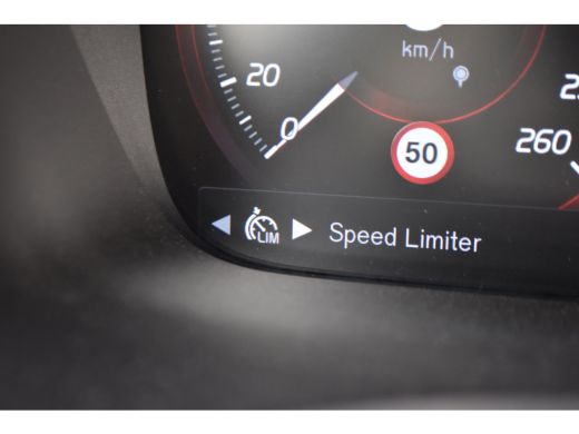 Volvo  V60 2.0 B3 Core | Uniek! | Leder | Adap. Cruise | LageKM!! ActivLease financial lease