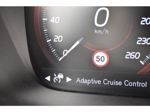 Volvo  V60 2.0 B3 Core | Uniek! | Leder | Adap. Cruise | LageKM!! ActivLease financial lease