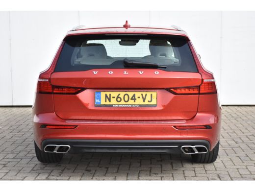 Volvo  V60 2.0 B3 Core | Uniek! | Leder | Adap. Cruise | LageKM!! ActivLease financial lease