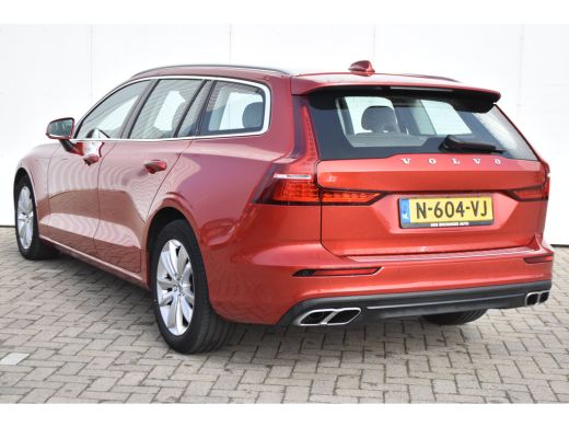 Volvo  V60 2.0 B3 Core | Uniek! | Leder | Adap. Cruise | LageKM!! ActivLease financial lease