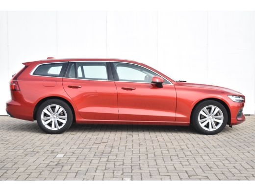 Volvo  V60 2.0 B3 Core | Uniek! | Leder | Adap. Cruise | LageKM!! ActivLease financial lease