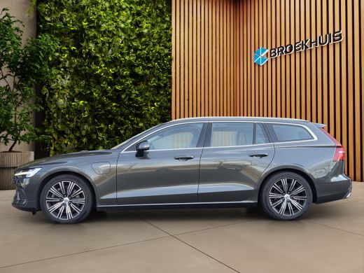 Volvo  V60 2.0 T6 Recharge AWD Inscription | Trekhaak | 360 Camera | Harman/Kardon | Pano | Adaptive Cruise ActivLease financial lease