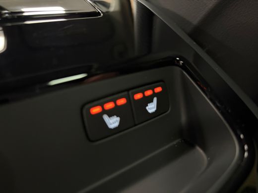 Volvo  V60 T6 AWD Recharge Plus Dark | Schuifdak | Trekhaak | Adaptieve Cruise Control | Stoelverwarming voo... ActivLease financial lease