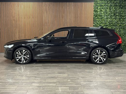 Volvo  V60 T6 AWD Recharge Plus Dark | Schuifdak | Trekhaak | Adaptieve Cruise Control | Stoelverwarming voo... ActivLease financial lease