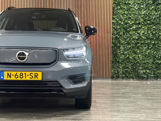 Volvo  XC40 Recharge 70 kWh | All Season Banden | 95% SoH | Stoel en Stuurwielverwarming | Parkeercamera | Le... ActivLease financial lease