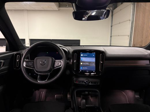 Volvo  XC40 Recharge 70 kWh | All Season Banden | 95% SoH | Stoel en Stuurwielverwarming | Parkeercamera | Le... ActivLease financial lease