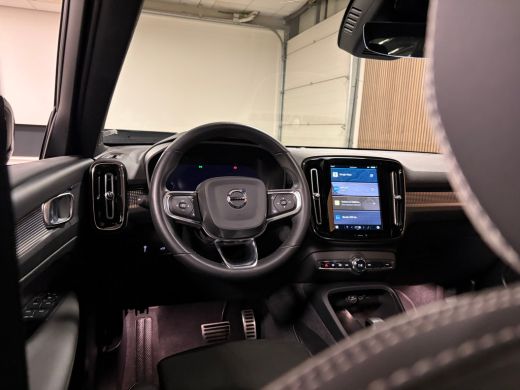 Volvo  XC40 Recharge 70 kWh | All Season Banden | 95% SoH | Stoel en Stuurwielverwarming | Parkeercamera | Le... ActivLease financial lease