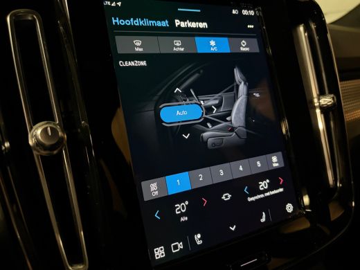Volvo  XC40 Recharge 70 kWh | All Season Banden | 95% SoH | Stoel en Stuurwielverwarming | Parkeercamera | Le... ActivLease financial lease