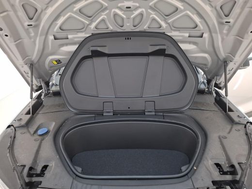 Volvo  XC40 Single Motor Extended Range Plus 82 kWh | Trekhaak | PDC V+A en Camera | Stoel + Stuurverwarming ... ActivLease financial lease