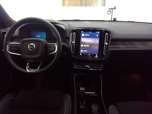 Volvo  XC40 Single Motor Extended Range Ultimate 82 kWh | Trekhaak | Panoramadak | Extra Getint Glas | PDC V+... ActivLease financial lease