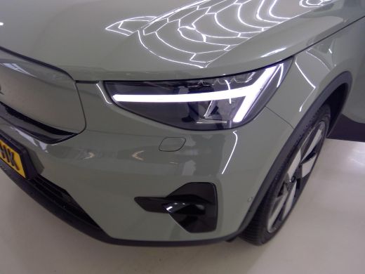Volvo  XC40 Single Motor Extended Range Ultimate 82 kWh | Trekhaak | Panoramadak | Extra Getint Glas | PDC V+... ActivLease financial lease