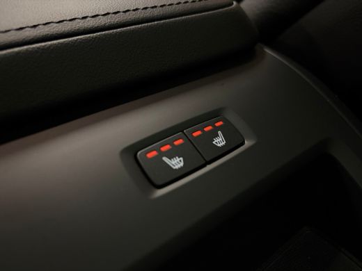 Volvo  XC60 T8 AWD Recharge Ultra Dark | Luchtvering | Trekhaak | 360 Camera | Head-Up Display | 455pk | Harm... ActivLease financial lease