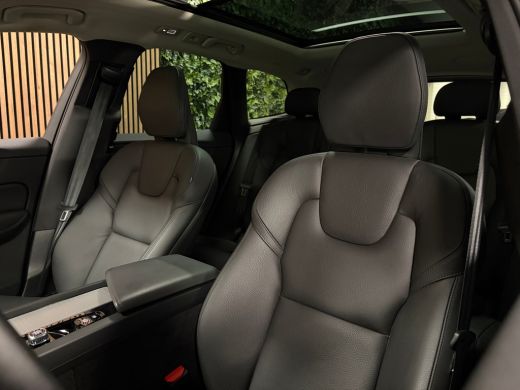 Volvo  XC60 T8 AWD Recharge Ultra Dark | Luchtvering | Trekhaak | 360 Camera | Head-Up Display | 455pk | Harm... ActivLease financial lease