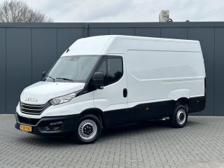Iveco Daily 35S14V 2.3 136 PK / L2H2 / 270 A DEUREN / 3.5T TREKHAAK / 45.331 KM !! / AIRCO / BLUETOOTH