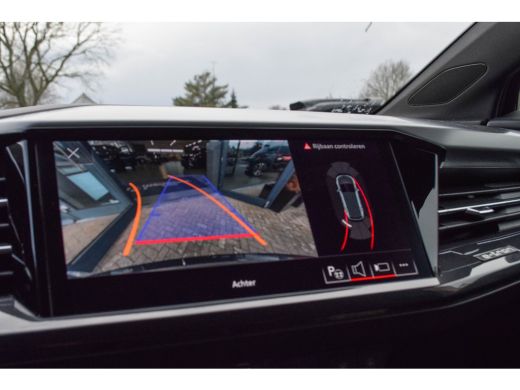 Audi Q4 e-tron 40 / 2x S-line/ Head-Up Display/ Adaptive Cruise Control/ 150kW (204PK) ActivLease financial lease