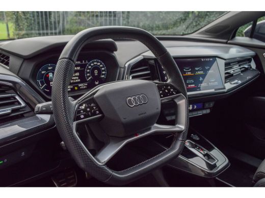 Audi Q4 e-tron 40 / 2x S-line/ Head-Up Display/ Adaptive Cruise Control/ 150kW (204PK) ActivLease financial lease