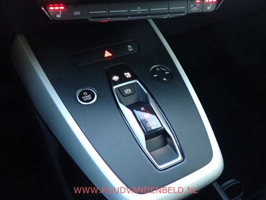 Audi Q4 e-tron 40 Edition 77 kWh / SOH 90% /  TREKHAAK / CARPLAY / ACC / CAMERA ActivLease financial lease