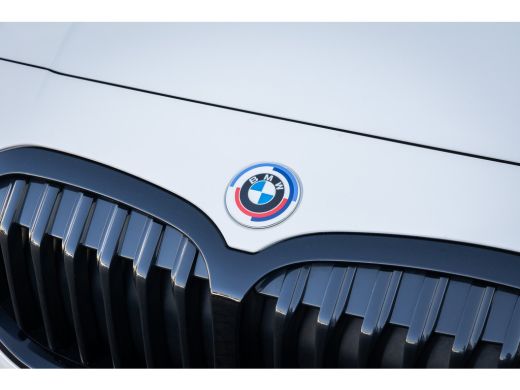 BMW 1 Serie 118i Business Edition | M pakket | Pano | Apple Carplay/Android Auto | Stoel verwarming | Clima |... ActivLease financial lease