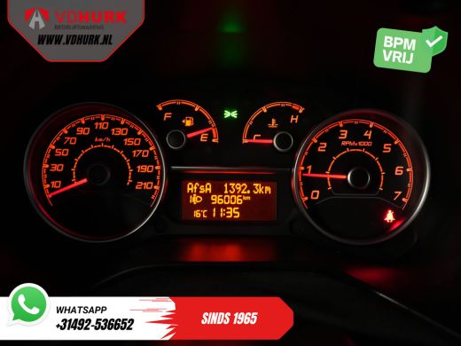 Fiat Dobl&ograve; Cargo 1.6 MJ 105 pk NL Auto/ 3Pers./ Airco/ Navi/ Cruise/ DAB/ Trekhaak ActivLease financial lease