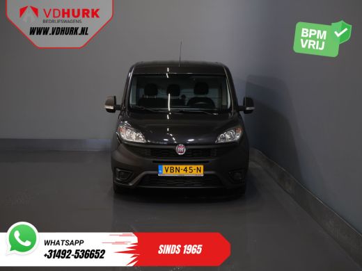 Fiat Dobl&ograve; Cargo 1.6 MJ 105 pk NL Auto/ 3Pers./ Airco/ Navi/ Cruise/ DAB/ Trekhaak ActivLease financial lease