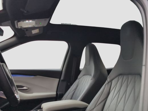 Ford Explorer Premium Extended Range RWD 77 kWh 286pk | Pano | Head-up | Massage | Adap. Cruise | Achteruitrijc... ActivLease financial lease