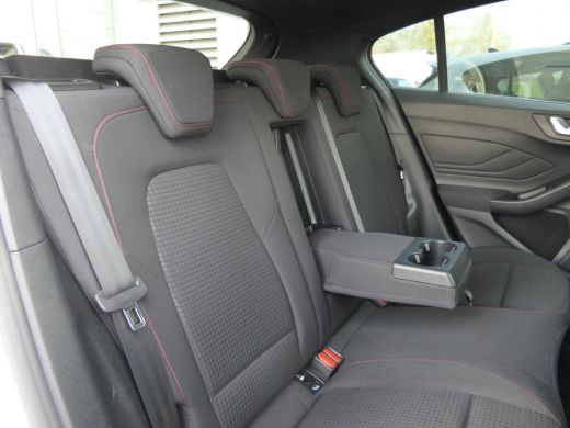 Ford Focus 1.0 EcoBoost 155pk Hybrid ST Line X | Adaptive Cruise | Winterpack | LED | DAB | Camera | CarPlay... ActivLease financial lease