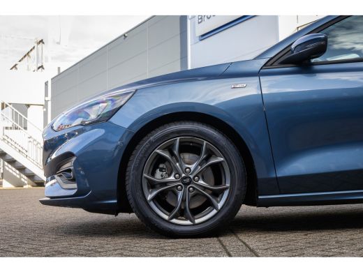 Ford Focus 1.0 EcoBoost Hybrid ST Line Business | Camera | Apple Carplay/Android Auto | Cruise adaptief | St... ActivLease financial lease