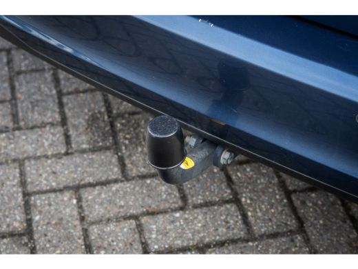 Ford Focus 1.0 EcoBoost Hybrid Titanium X | Trekhaak | Adaptief cruise control | Camera | Apple Carplay/Andr... ActivLease financial lease