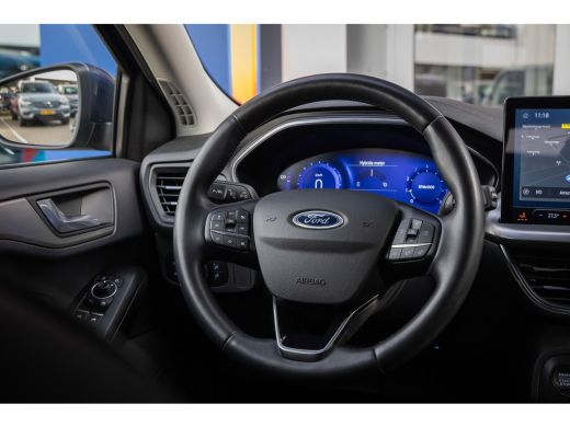 Ford Focus 1.0 EcoBoost Hybrid Titanium X | Trekhaak | Adaptief cruise control | Camera | Apple Carplay/Andr... ActivLease financial lease