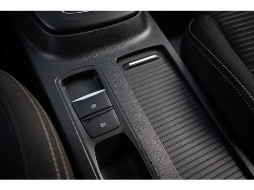 Ford Focus 1.0 EcoBoost Hybrid Titanium X | Trekhaak | Adaptief cruise control | Camera | Apple Carplay/Andr... ActivLease financial lease