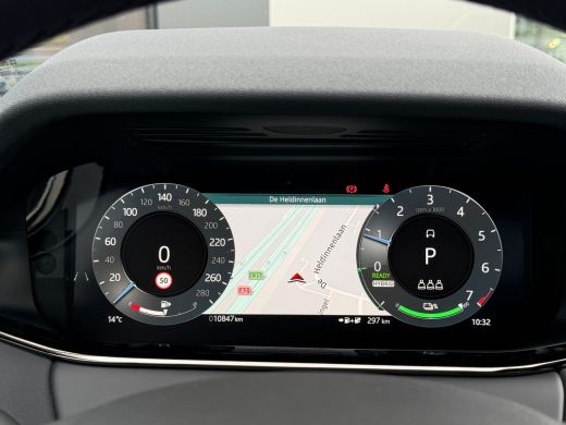 Land Rover Range Rover Evoque P270e AWD Dynamic Edition | Pano | Black Pack | 360gr Camera | 20 Inch | Cold Climate | Meridian ActivLease financial lease