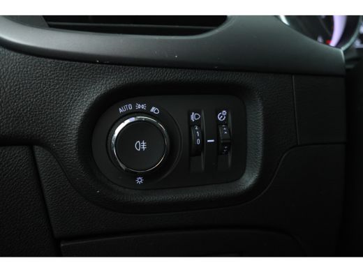 Opel Astra Sports Tourer 1.5 CDTI Launch Edition Navigatie, Lmv, Airco ActivLease financial lease