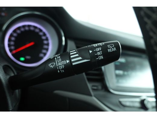 Opel Astra Sports Tourer 1.5 CDTI Launch Edition Navigatie, Lmv, Airco ActivLease financial lease