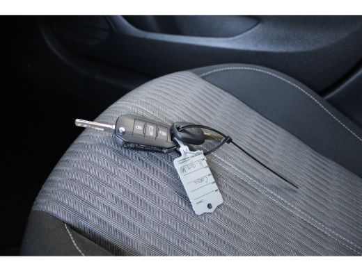 Opel Corsa 1.2 Edition | Apple carplay | 16` lichtmetalen velgen | Cruise control | Airco | ActivLease financial lease