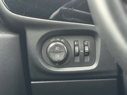 Opel Corsa 1.2 GS Line 100PK | Sport Stoelen | Airco | NAVI | Cruise | Sensor Achter | LED | 16" LMV ActivLease financial lease