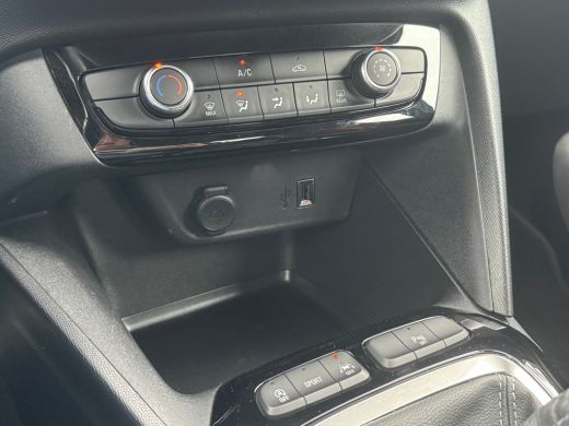 Opel Corsa 1.2 GS Line 100PK | Sport Stoelen | Airco | NAVI | Cruise | Sensor Achter | LED | 16" LMV ActivLease financial lease