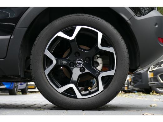 Opel Crossland 1.2 TURBO 110PK ULTIMATE Alcantara | Camera | Carplay | Parkeersensoren Rondom | Climate Control ... ActivLease financial lease