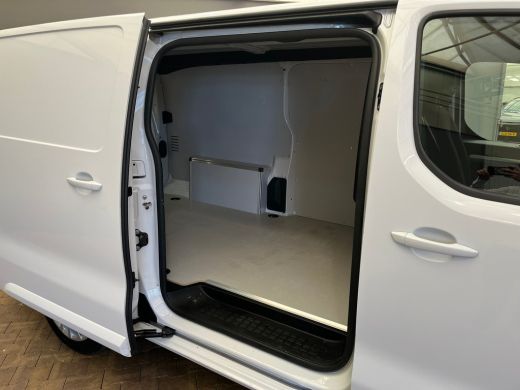 Opel Vivaro 2.0 BlueHDi 145 S&S L3 Camera | Ingerichte Laadruimte | Carplay | Keyless | Climate | Cruise | Pa... ActivLease financial lease