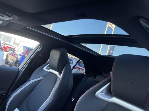 Toyota Corolla Hybrid 180 GR Sport Kage Limited Edition ActivLease financial lease