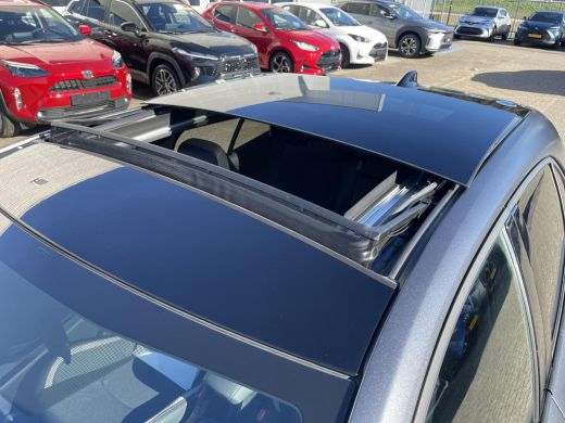 Toyota Corolla Hybrid 180 GR Sport Kage Limited Edition ActivLease financial lease