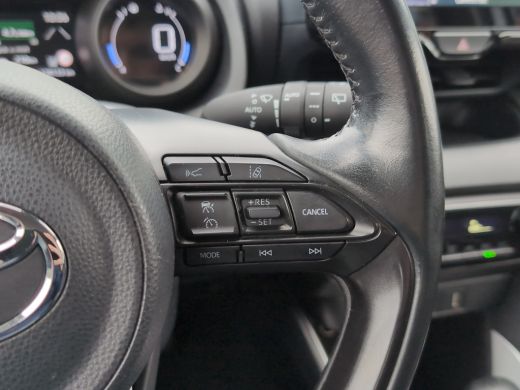 Toyota Yaris 1.5 Hybrid Dynamic | Achteruitrijcamera | Airco (automatisch) | Cruise control adaptief ActivLease financial lease