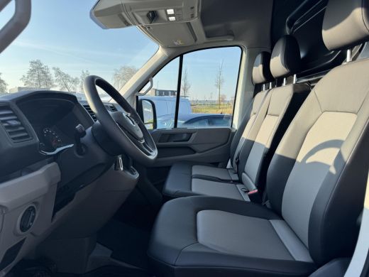 Volkswagen Crafter 35 2.0 TDI L5H3 | 177 pk | A. Camera | Bijrijdersbank | LED | PDC | Automaat | ActivLease financial lease