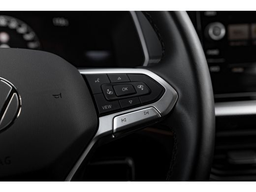 Volkswagen T-Cross 1.5 TSI DSG R-Line Edition | Camera | Trekhaak | IQ. Light | ActivLease financial lease