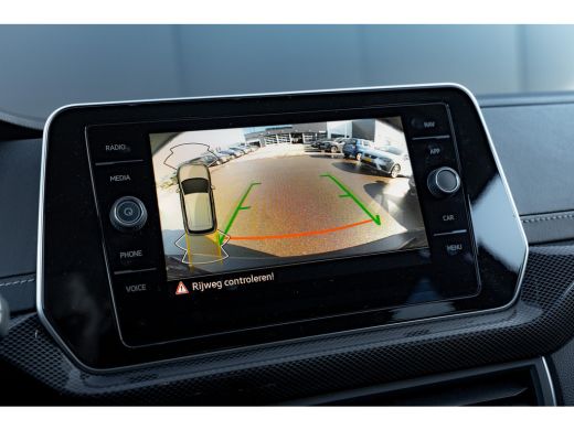 Volkswagen T-Cross 1.5 TSI DSG R-Line Edition | Camera | Trekhaak | IQ. Light | ActivLease financial lease