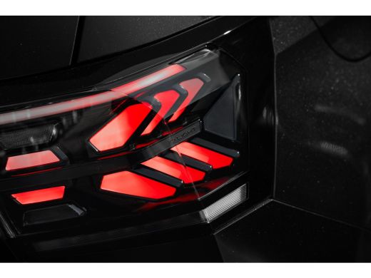 Volkswagen T-Cross 1.5 TSI DSG R-Line Edition | Camera | Trekhaak | IQ. Light | ActivLease financial lease