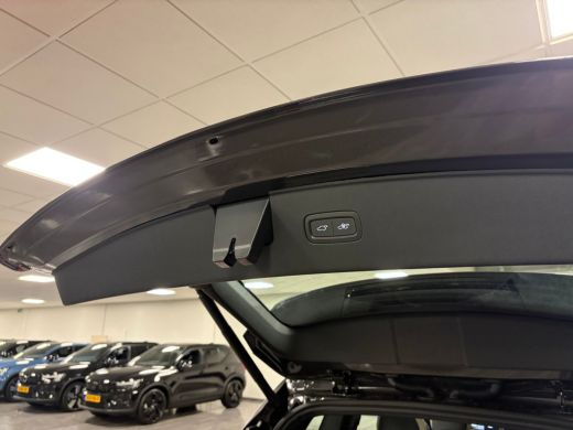 Volvo  EX90 Twin Motor Plus 111 kWh | Trekhaak | 360&deg; 3D Camera | Head-Up Display | Adaptieve Cruise Control ... ActivLease financial lease